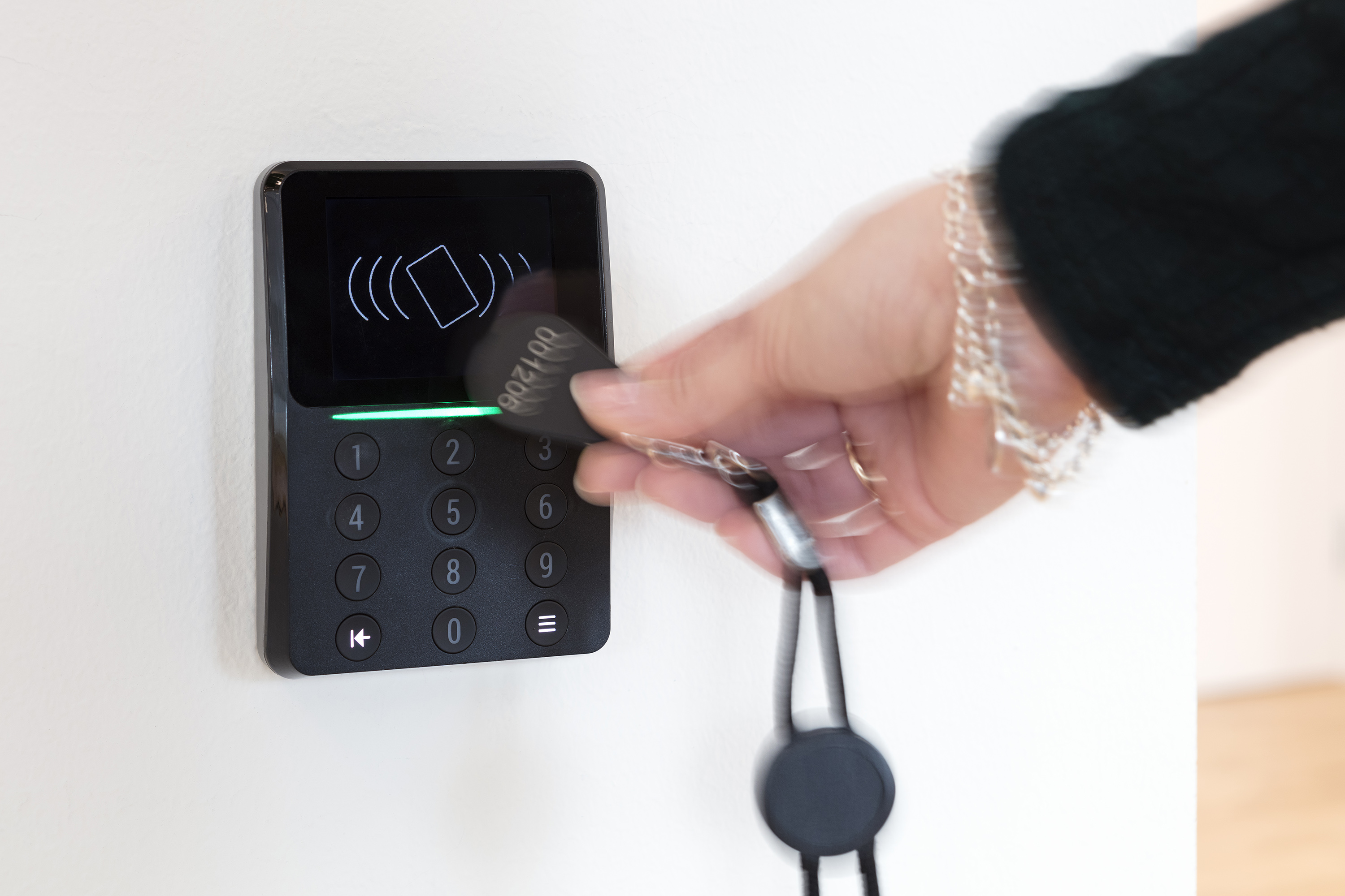 EXRead SCR-SD G2 OSDP™ keypad + screen